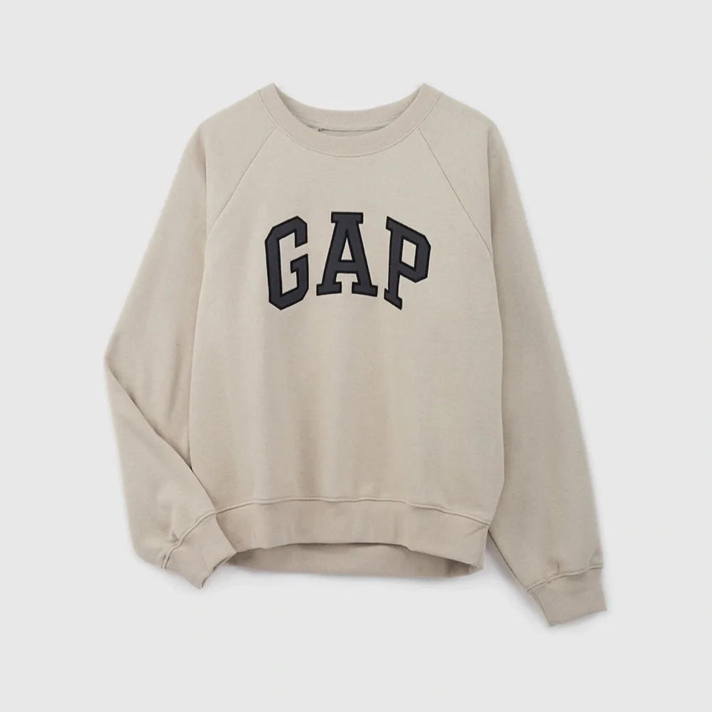 GAP Moonstone Beige Vintage Soft Raglan Sweatshirt - Picture 3 of 14